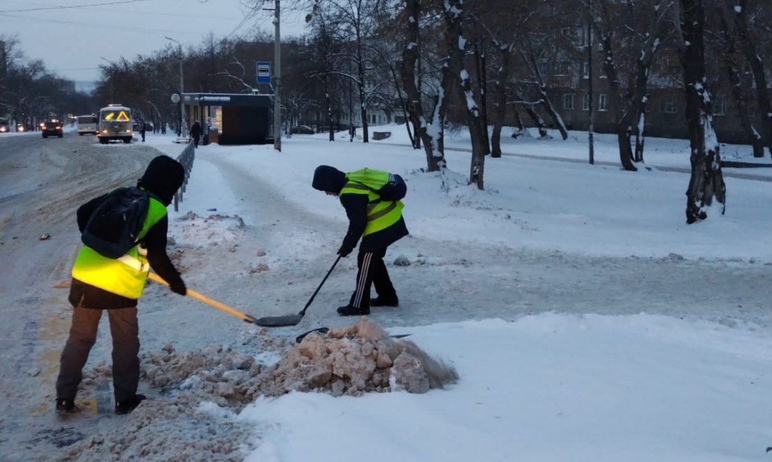 Фото В Челябинске на полигон вывезли почти пять тысяч кубометров снега