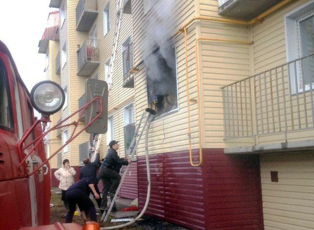 Фото Пожар в новой пятиэтажке Кыштыма едва не унес жизни двух детей