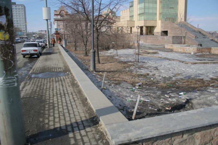Фото Урбанистов огорчила ограда Исторического музея 
