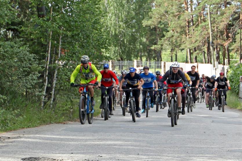Фото Сотрудники государственного ракетного центра имени Макеева пересели на велосипеды