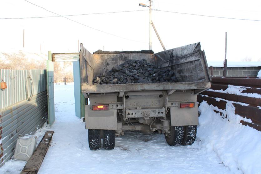 Фото Житель Магнитогорска предстанет перед судом за кражу двух тонн угля 