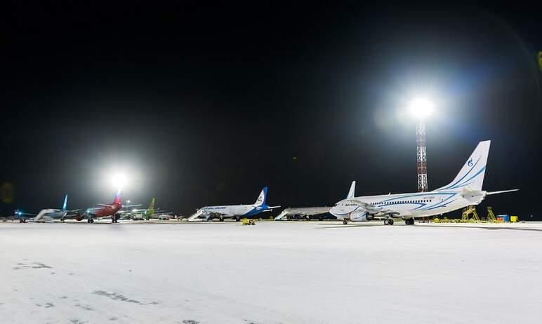 Фото В Челябинске сильно задержали рейс в Египет, в аэропорт выехали сотрудники прокуратуры
