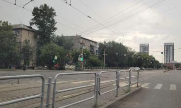 Фото В Челябинске снесли уродливый ларек напротив областного суда