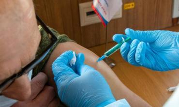 Фото В Челябинскую область поступила новая вакцина от ковида - «КовиВак»