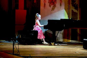 Фото В Челябинске презентуют уникальное пособие для начинающих пианистов «Играем джаз»