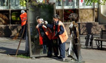 Фото На уборку Челябинска вывели более пятисот рабочих