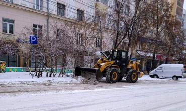 Фото В Челябинске дорожники переведены на усиленный режим работы
