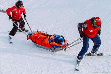 Фото Медики и спасатели Челябинской области провели учения перед этапом Кубка мира по сноуборду