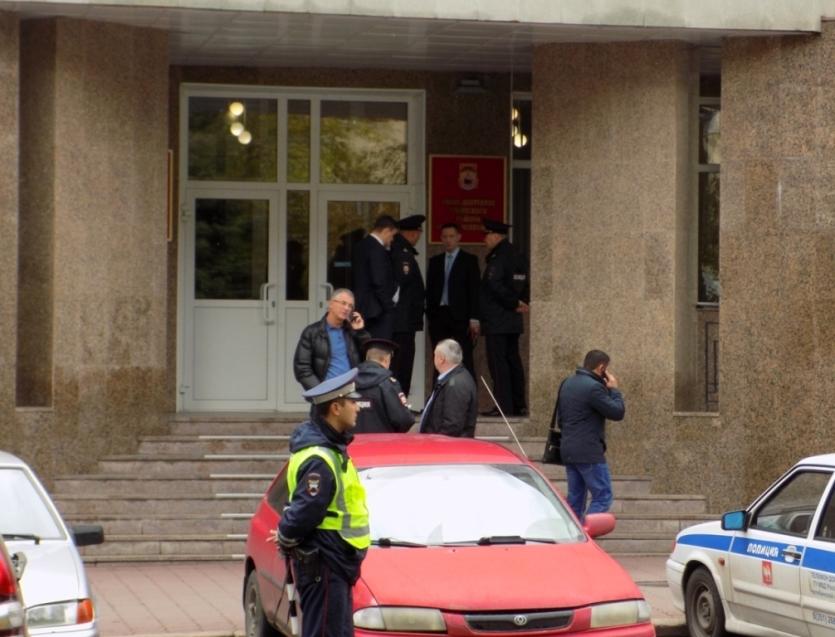 Фото Представители ЦИК по просьбе эсеров едут в Челябинскую область для оценки легитимности выборов по Коркинскому округу