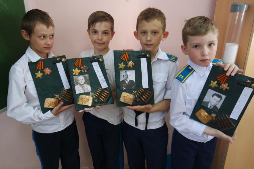 Фото Челябинские кадеты своими руками создали «письма из прошлого»