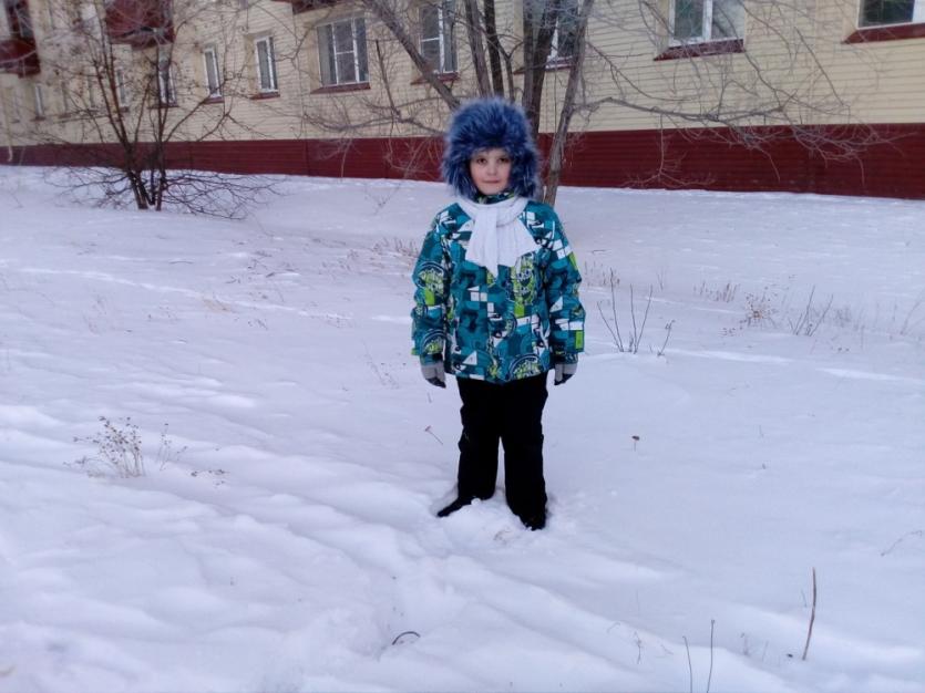 Фото Челябинские судебные приставы взыскали с должника штраф за отказ выводить ребенка на прогулку