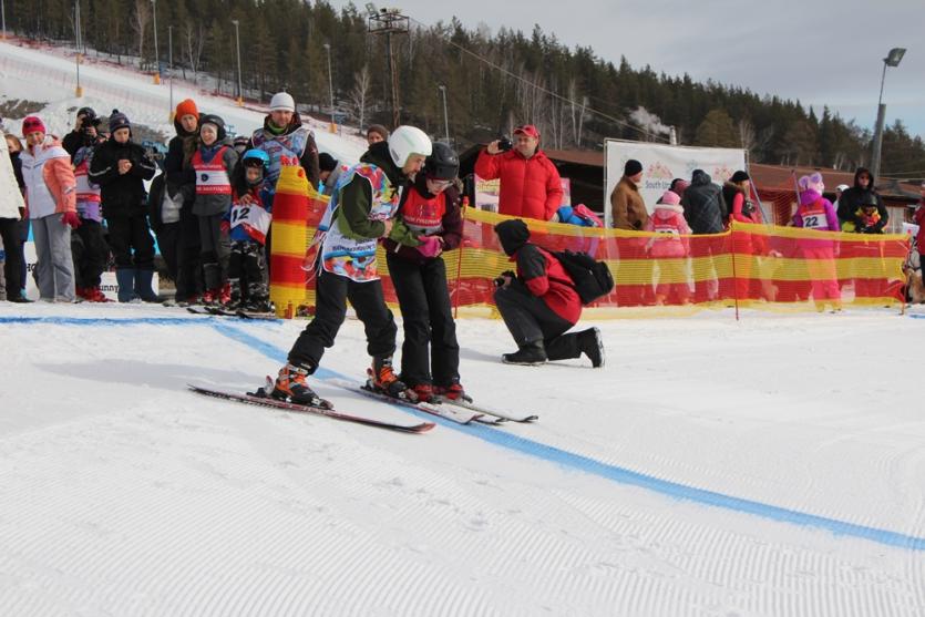 Фото «Солнечные дети» стали победителями соревнований по горнолыжному спорту