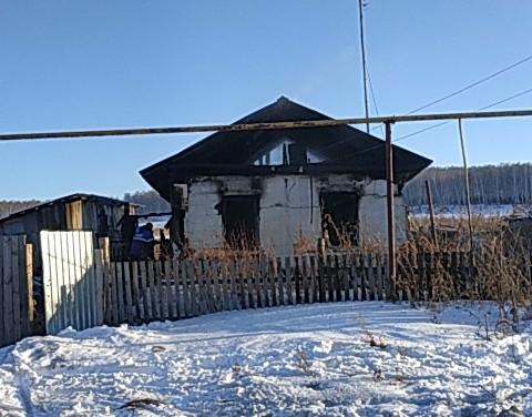 Фото Житель села Травники спас соседа на пожаре