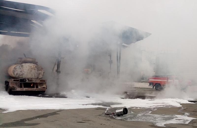 Фото В Челябинске утром возле нефтяной базы взорвался автомобиль с ГСМ