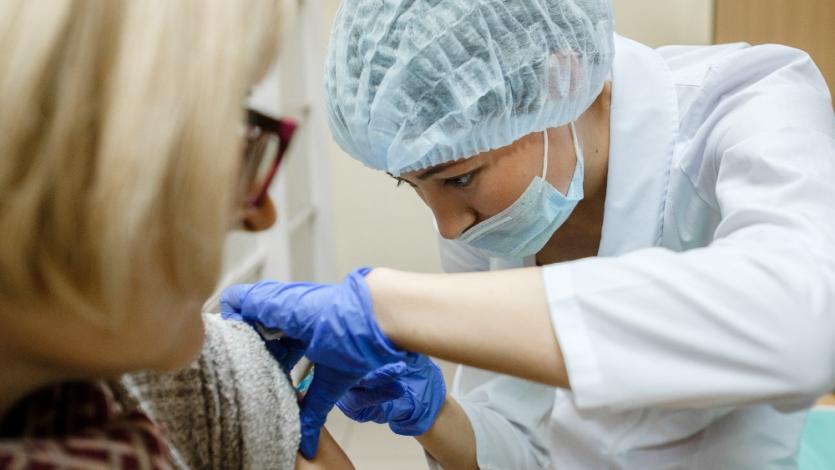 Фото Шесть пунктов вакцинации от гриппа откроются в Челябинске в ближайшие выходные