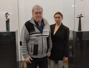 Фото В Челябинске прошла встреча со скульптором Виктором Митрошиным