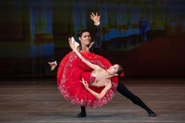 Фото Ведущий солист челябинского театра стал одним из лучших танцовщиков «Большого балета» 