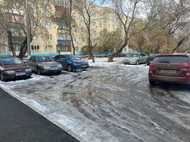 Фото Власти Еманжелинска отказали семье с ребенком-инвалидом в парковочном месте