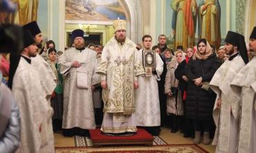 Фото В Рождественскую ночь митрополит Алексий совершил Божественную литургию