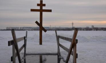 Фото В Челябинске проверили готовность и соответствие крещенских купелей требованиям безопасности