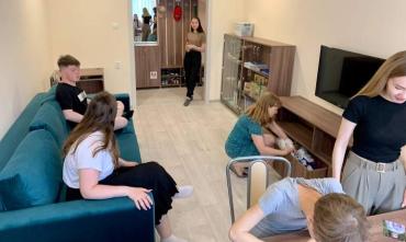 Фото Наталья Котова открывает тренировочную квартиру для молодежи с ментальными нарушениями