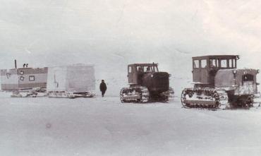 Фото Из Челябинска в Антарктиду 75 лет назад отправилась колонна тракторов