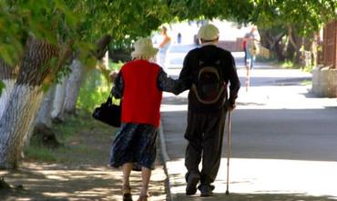 Фото В августе пенсионеры Челябинской области получат выплату ко Дню пожилого человека