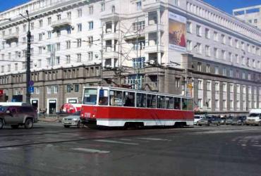 Фото В центре Челябинска пенсионер попал под трамвай
